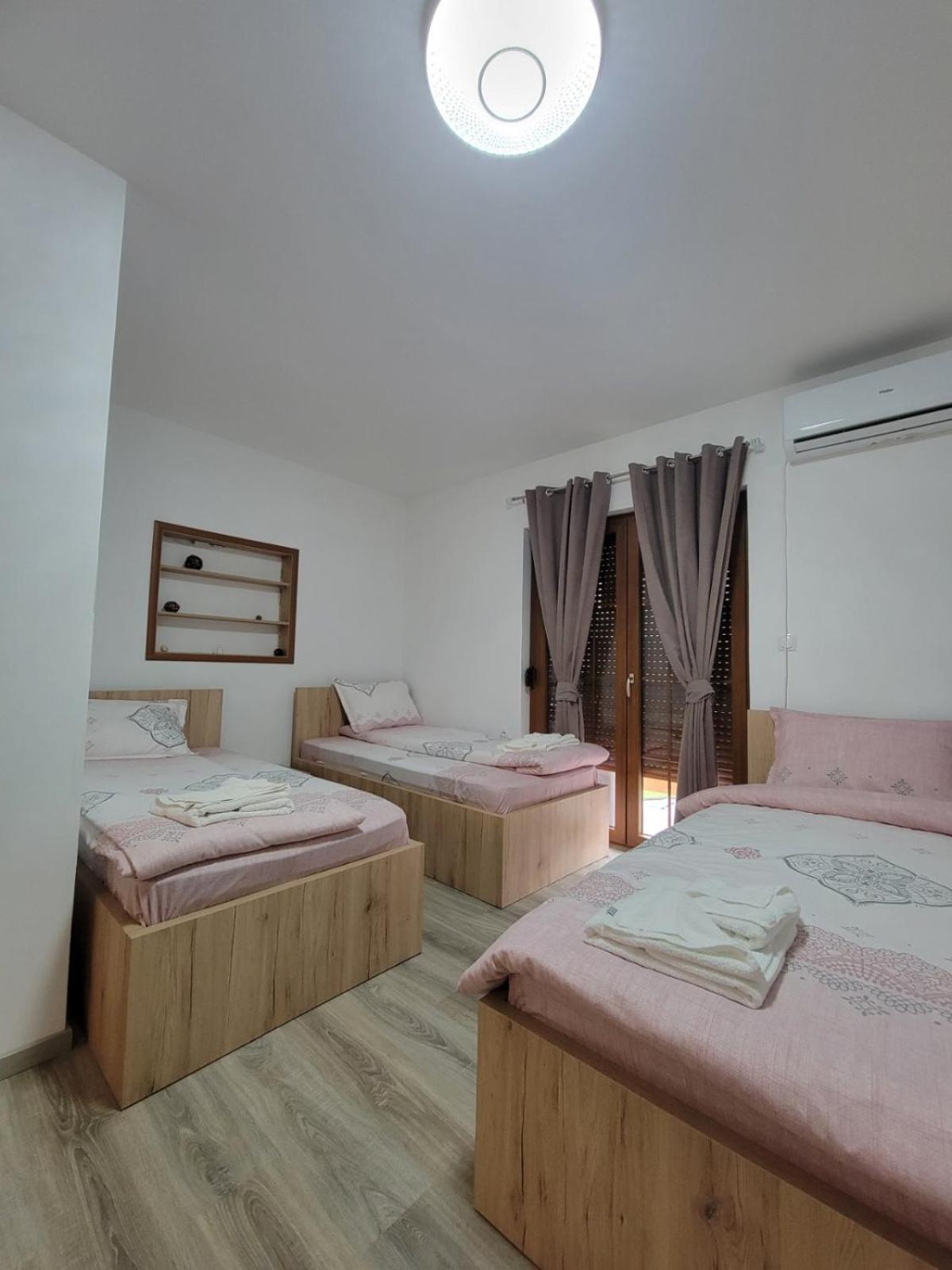 Eleon Motel Брезовица Экстерьер фото